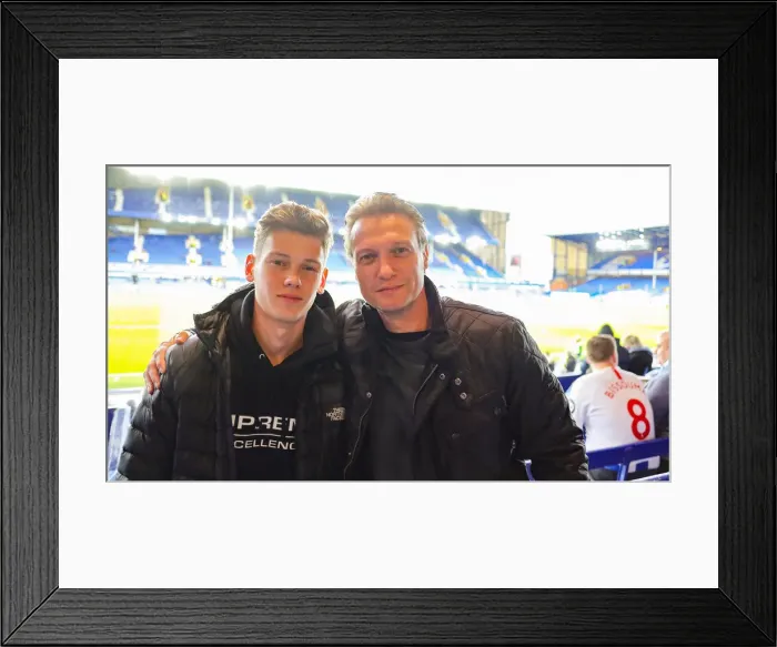 Framed Print : Premier League Showdown: Everton vs. Brighton and Hove Albion at Goodison Park (03NOV18) Framed Print : Premier League Showdown: Everton vs. Brighton and Hove Albion at Goodison Park (03NOV18)