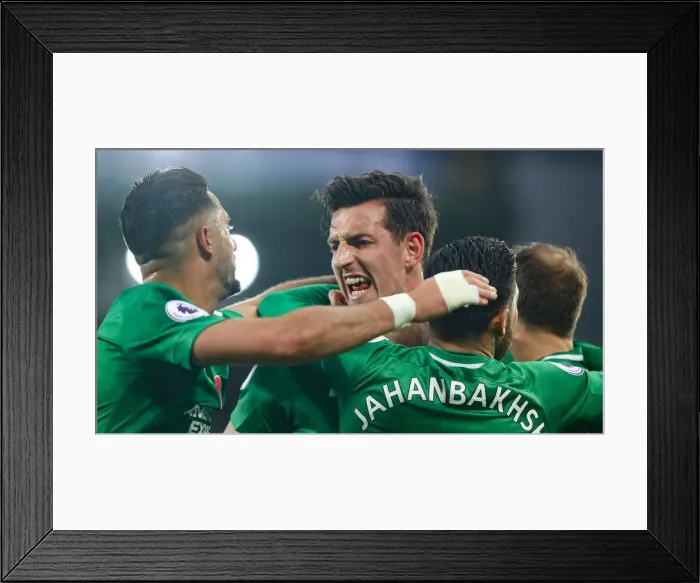 Framed Print : Premier League Showdown: Everton vs. Brighton & Hove Albion at Goodison Park (03NOV18) Framed Print : Premier League Showdown: Everton vs. Brighton & Hove Albion at Goodison Park (03NOV18)