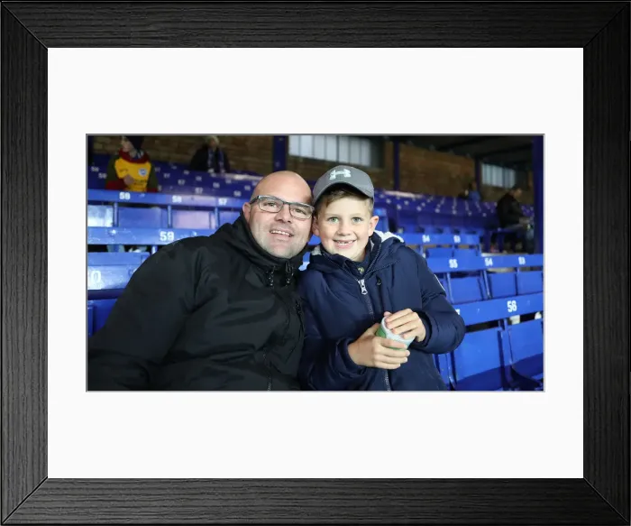 Framed Print : Premier League Showdown: Everton vs. Brighton & Hove Albion at Goodison Park (03NOV18) Framed Print : Premier League Showdown: Everton vs. Brighton & Hove Albion at Goodison Park (03NOV18)