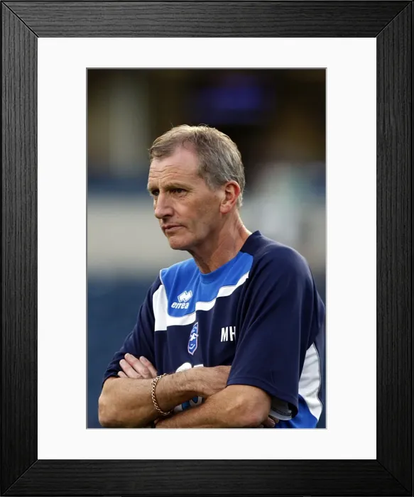 Framed Print : Brighton & Hove Albion vs Wycombe Wanderers (FA Cup, 2009-10 Season) - Away Game Framed Print : Brighton & Hove Albion vs Wycombe Wanderers (FA Cup, 2009-10 Season) - Away Game