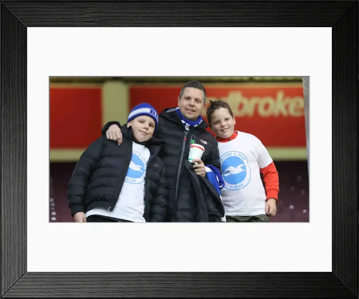 Framed Print : Decisive Moments: Burnley vs. Brighton & Hove Albion, Premier League (08DEC18) Framed Print : Decisive Moments: Burnley vs. Brighton & Hove Albion, Premier League (08DEC18)