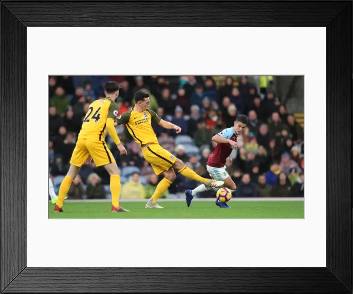 Framed Print : Decisive Moments: Burnley vs. Brighton & Hove Albion at Turf Moor (8DEC18) Framed Print : Decisive Moments: Burnley vs. Brighton & Hove Albion at Turf Moor (8DEC18)