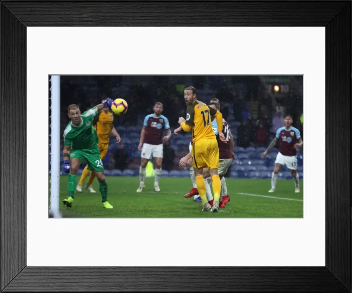 Framed Print : Decisive Moments: Burnley vs. Brighton & Hove Albion at Turf Moor (08DEC18) Framed Print : Decisive Moments: Burnley vs. Brighton & Hove Albion at Turf Moor (08DEC18)