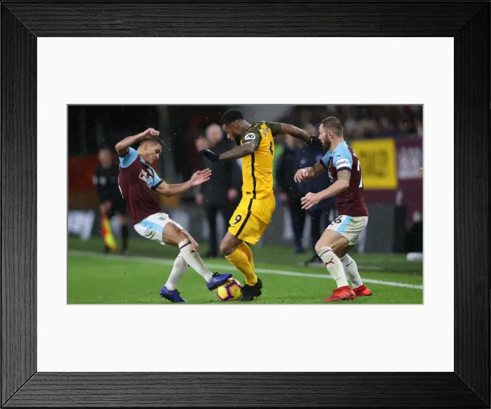 Framed Print : Decisive Moments: Burnley vs. Brighton & Hove Albion at Turf Moor (08DEC18) Framed Print : Decisive Moments: Burnley vs. Brighton & Hove Albion at Turf Moor (08DEC18)