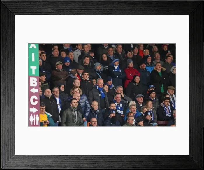 Framed Print : Decisive Moments: Burnley vs. Brighton & Hove Albion at Turf Moor (08DEC18) Framed Print : Decisive Moments: Burnley vs. Brighton & Hove Albion at Turf Moor (08DEC18)