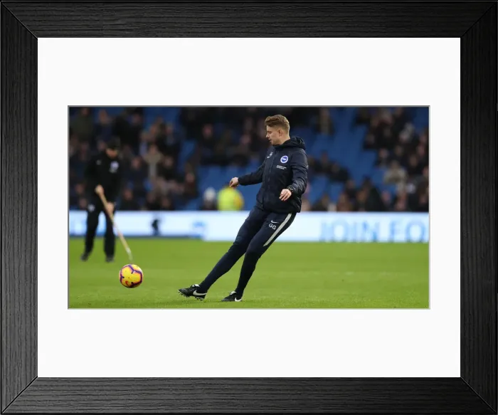 Framed Print : Brighton and Hove Albion vs. Chelsea: Premier League Showdown at American Express Community Stadium (16DEC18) Framed Print : Brighton and Hove Albion vs. Chelsea: Premier League Showdown at American Express Community Stadium (16DEC18)