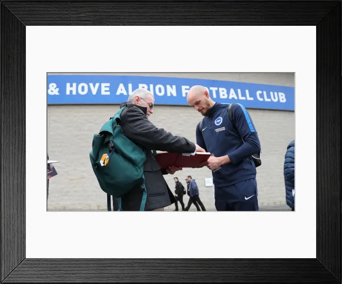 Framed Print : Brighton and Hove Albion vs. Everton: Premier League Battle at American Express Community Stadium (29DEC18) Framed Print : Brighton and Hove Albion vs. Everton: Premier League Battle at American Express Community Stadium (29DEC18)