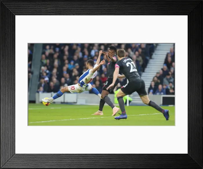 Framed Print : Premier League Showdown: Brighton & Hove Albion vs. Everton at American Express Community Stadium (29DEC18) Framed Print : Premier League Showdown: Brighton & Hove Albion vs. Everton at American Express Community Stadium (29DEC18)