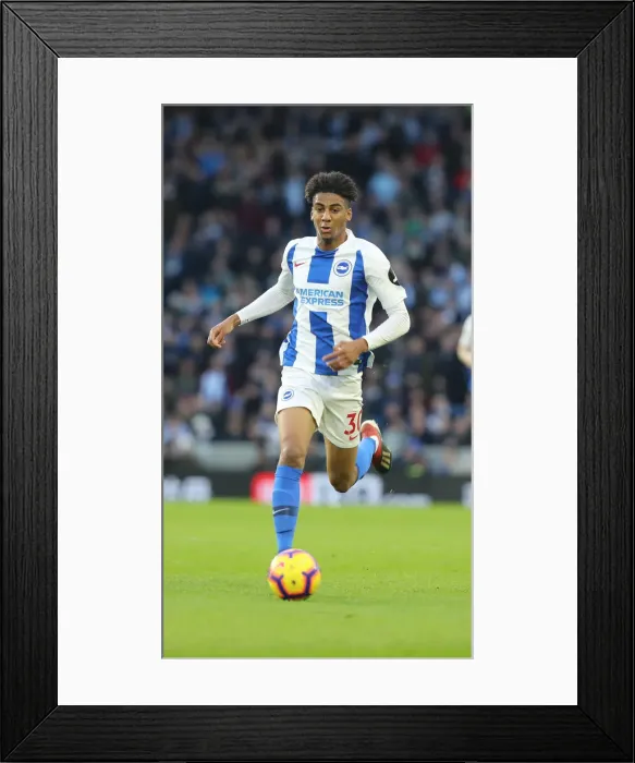 Framed Print : Brighton and Hove Albion vs. Everton: A Premier League Clash at American Express Community Stadium (29DEC18) Framed Print : Brighton and Hove Albion vs. Everton: A Premier League Clash at American Express Community Stadium (29DEC18)