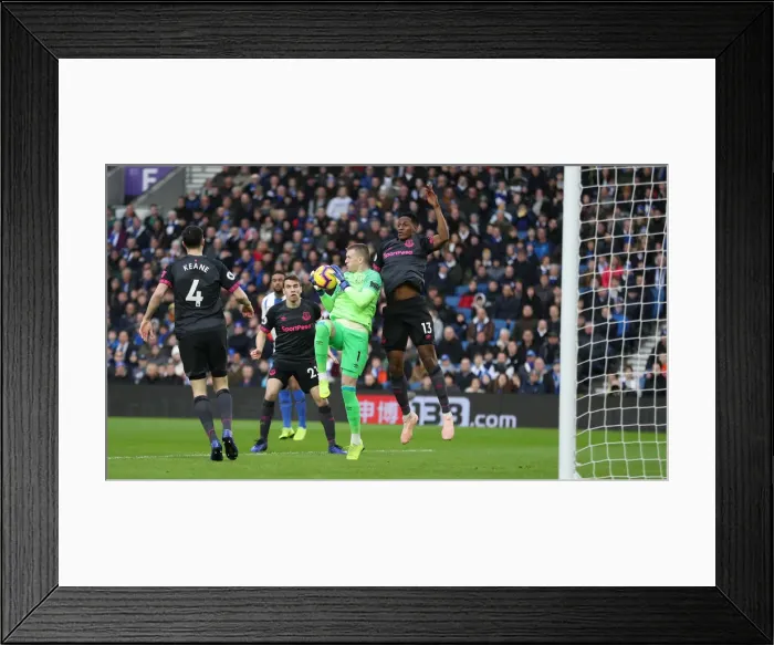 Framed Print : Premier League Showdown: Brighton & Hove Albion vs. Everton (29DEC18) - American Express Community Stadium Framed Print : Premier League Showdown: Brighton & Hove Albion vs. Everton (29DEC18) - American Express Community Stadium