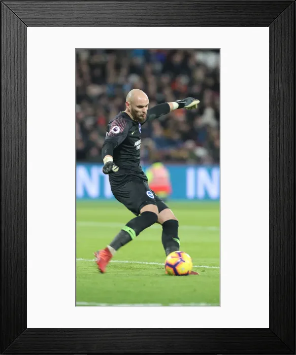 Framed Print : Premier League Showdown: Brighton and Hove Albion vs. West Ham United at The London Stadium (02JAN19) Framed Print : Premier League Showdown: Brighton and Hove Albion vs. West Ham United at The London Stadium (02JAN19)