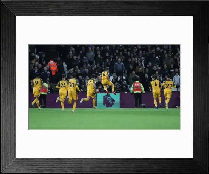 Framed Print : Premier League Showdown: Brighton and Hove Albion vs. West Ham United at The London Stadium (02JAN19) Framed Print : Premier League Showdown: Brighton and Hove Albion vs. West Ham United at The London Stadium (02JAN19)