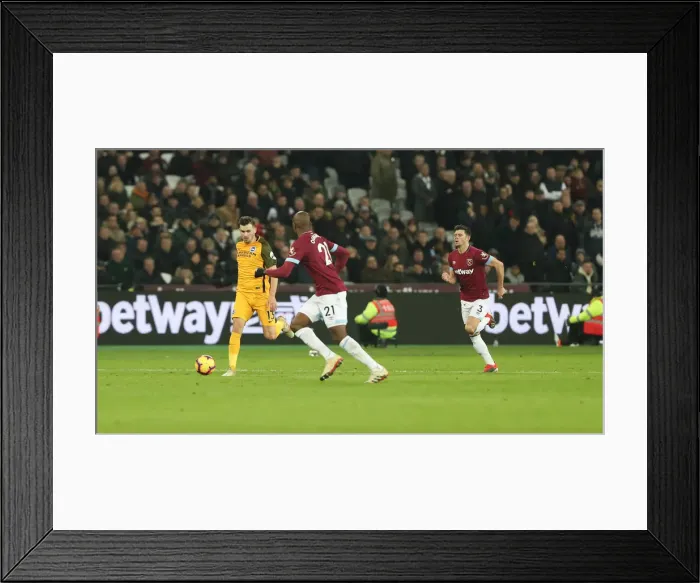 Framed Print : Premier League Showdown: Brighton and Hove Albion vs. West Ham United at The London Stadium (02JAN19) Framed Print : Premier League Showdown: Brighton and Hove Albion vs. West Ham United at The London Stadium (02JAN19)