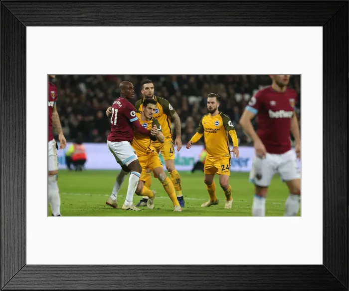 Framed Print : Premier League Showdown: Brighton and Hove Albion vs. West Ham United at The London Stadium (02JAN19) Framed Print : Premier League Showdown: Brighton and Hove Albion vs. West Ham United at The London Stadium (02JAN19)