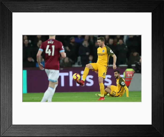 Framed Print : Premier League Showdown: Brighton and Hove Albion vs. West Ham United at The London Stadium (02JAN19) Framed Print : Premier League Showdown: Brighton and Hove Albion vs. West Ham United at The London Stadium (02JAN19)