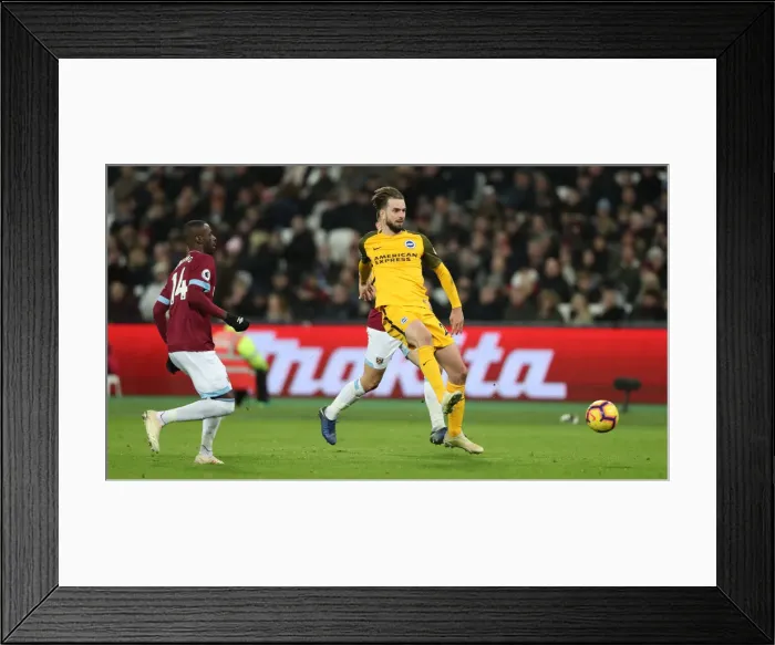Framed Print : Premier League Showdown: Brighton and Hove Albion vs. West Ham United at The London Stadium (02JAN19) Framed Print : Premier League Showdown: Brighton and Hove Albion vs. West Ham United at The London Stadium (02JAN19)