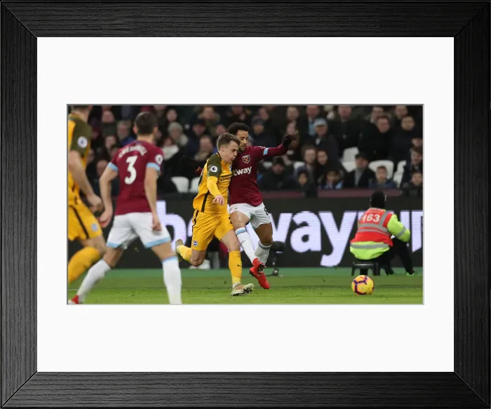 Framed Print : Premier League Showdown: Brighton and Hove Albion vs. West Ham United at The London Stadium (02JAN19) Framed Print : Premier League Showdown: Brighton and Hove Albion vs. West Ham United at The London Stadium (02JAN19)