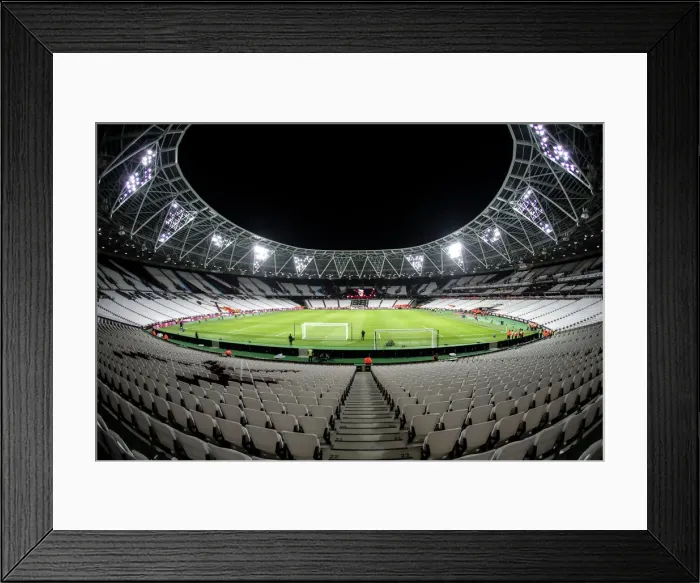 Framed Print : Clash at The London Stadium: West Ham United vs. Brighton and Hove Albion, Premier League, 02JAN19 Framed Print : Clash at The London Stadium: West Ham United vs. Brighton and Hove Albion, Premier League, 02JAN19