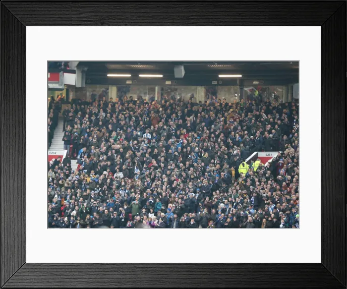 Framed Print : Manchester United vs. Brighton and Hove Albion: Premier League Showdown at Old Trafford (19Jan19) Framed Print : Manchester United vs. Brighton and Hove Albion: Premier League Showdown at Old Trafford (19Jan19)