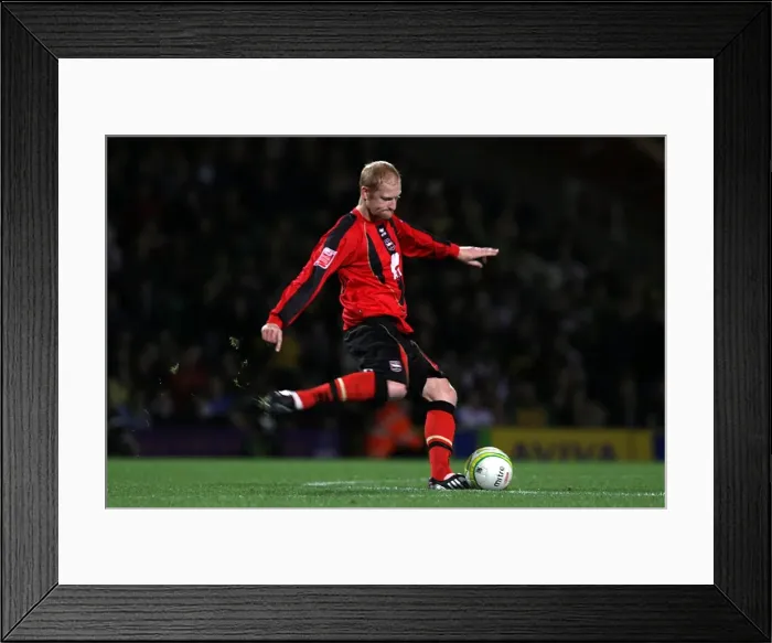 Framed Print : Brighton & Hove Albion vs. Norwich City: 2009-10 Away Game Framed Print : Brighton & Hove Albion vs. Norwich City: 2009-10 Away Game