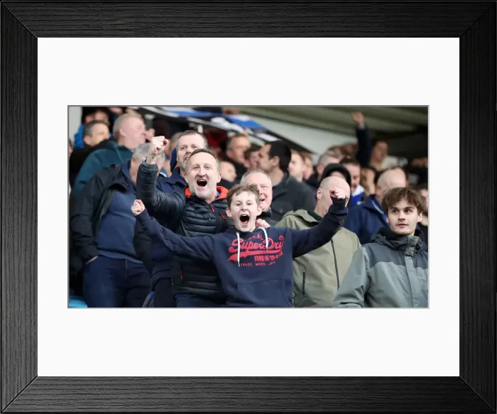 Framed Print : Brighton and Hove Albion vs. Millwall: FA Cup Quarterfinal Battle at The Den (17 March 2019) Framed Print : Brighton and Hove Albion vs. Millwall: FA Cup Quarterfinal Battle at The Den (17 March 2019)
