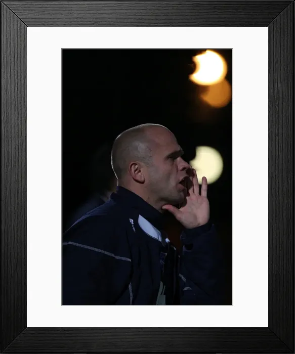 Framed Print : Brighton & Hove Albion vs Charlton Athletic: 2009-10 Home Match Framed Print : Brighton & Hove Albion vs Charlton Athletic: 2009-10 Home Match