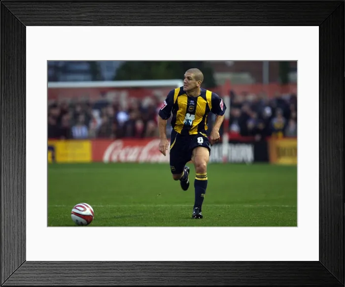 Framed Print : Brighton & Hove Albion: 2009-10 Away at Exeter City Framed Print : Brighton & Hove Albion: 2009-10 Away at Exeter City