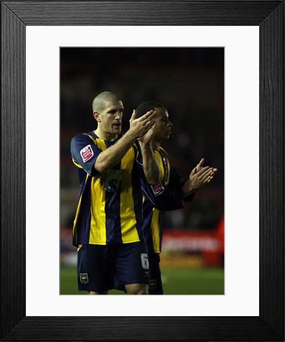 Framed Print : Brighton & Hove Albion: 2009-10 Away Game at Exeter City Framed Print : Brighton & Hove Albion: 2009-10 Away Game at Exeter City