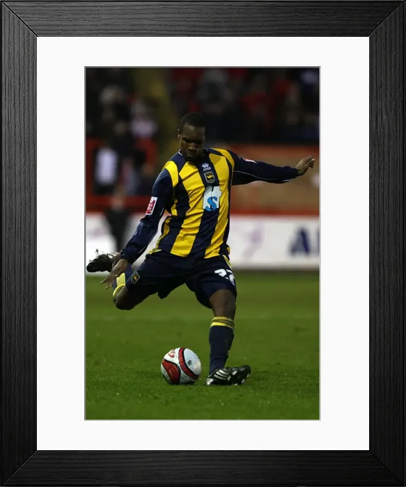 Framed Print : Brighton & Hove Albion: 2009-10 Away Game at Exeter City Framed Print : Brighton & Hove Albion: 2009-10 Away Game at Exeter City