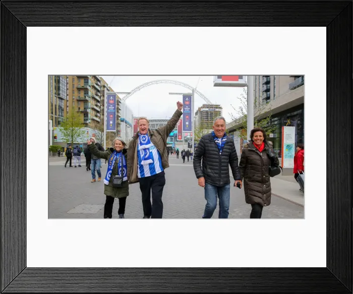 Framed Print : Manchester City vs. Brighton and Hove Albion: FA Cup Semi-Final Battle at Wembley Stadium (06APR19) Framed Print : Manchester City vs. Brighton and Hove Albion: FA Cup Semi-Final Battle at Wembley Stadium (06APR19)