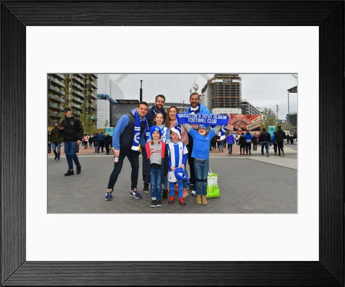 Framed Print : Manchester City vs. Brighton and Hove Albion: Emirates FA Cup Semi-Final Battle at Wembley Stadium (06.04.19) Framed Print : Manchester City vs. Brighton and Hove Albion: Emirates FA Cup Semi-Final Battle at Wembley Stadium (06.04.19)
