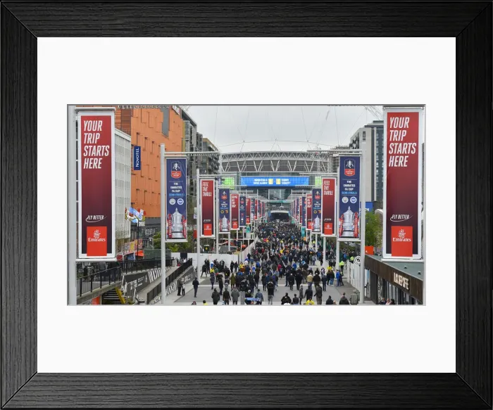 Framed Print : Emirates FA Cup Semi-Final Showdown: Manchester City vs. Brighton & Hove Albion at Wembley Stadium (06APR19) Framed Print : Emirates FA Cup Semi-Final Showdown: Manchester City vs. Brighton & Hove Albion at Wembley Stadium (06APR19)