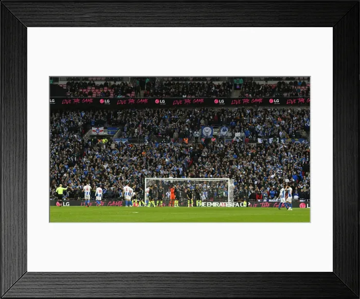 Framed Print : Emirates FA Cup Semi-Final: Manchester City vs. Brighton & Hove Albion Showdown at Wembley Stadium (06.04.19) Framed Print : Emirates FA Cup Semi-Final: Manchester City vs. Brighton & Hove Albion Showdown at Wembley Stadium (06.04.19)