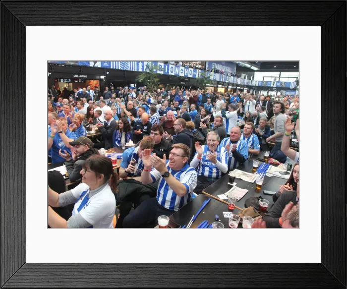 Framed Print : Manchester City vs. Brighton & Hove Albion: Emirates FA Cup Semi-Final Battle at Wembley Stadium (06APR19) Framed Print : Manchester City vs. Brighton & Hove Albion: Emirates FA Cup Semi-Final Battle at Wembley Stadium (06APR19)