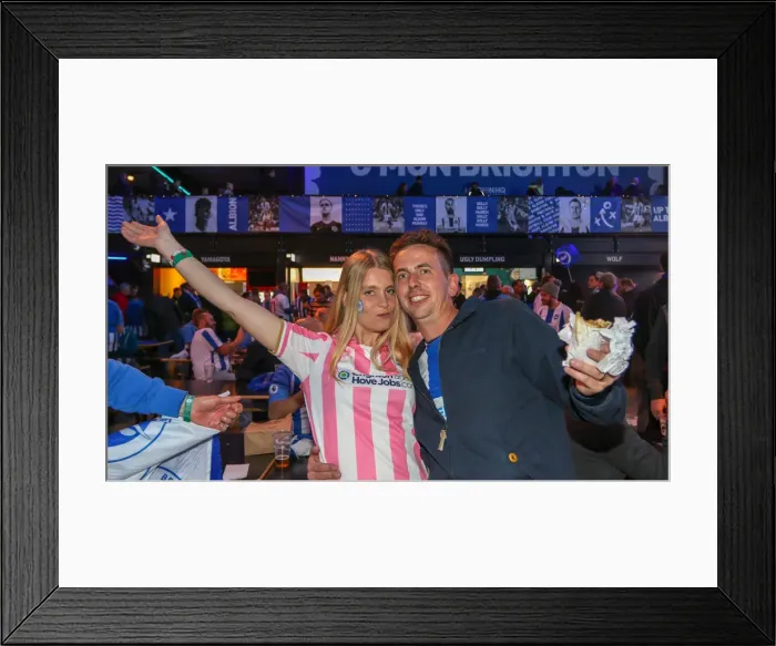 Framed Print : Manchester City vs. Brighton and Hove Albion: FA Cup Semi-Final Battle at Wembley Stadium (06.04.19) Framed Print : Manchester City vs. Brighton and Hove Albion: FA Cup Semi-Final Battle at Wembley Stadium (06.04.19)