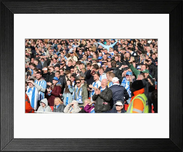Framed Print : Intense Premier League Showdown: Arsenal vs. Brighton & Hove Albion (05MAY19) Framed Print : Intense Premier League Showdown: Arsenal vs. Brighton & Hove Albion (05MAY19)