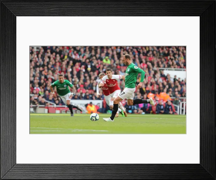 Framed Print : Intense Premier League Showdown: Arsenal vs. Brighton & Hove Albion (05MAY19) Framed Print : Intense Premier League Showdown: Arsenal vs. Brighton & Hove Albion (05MAY19)