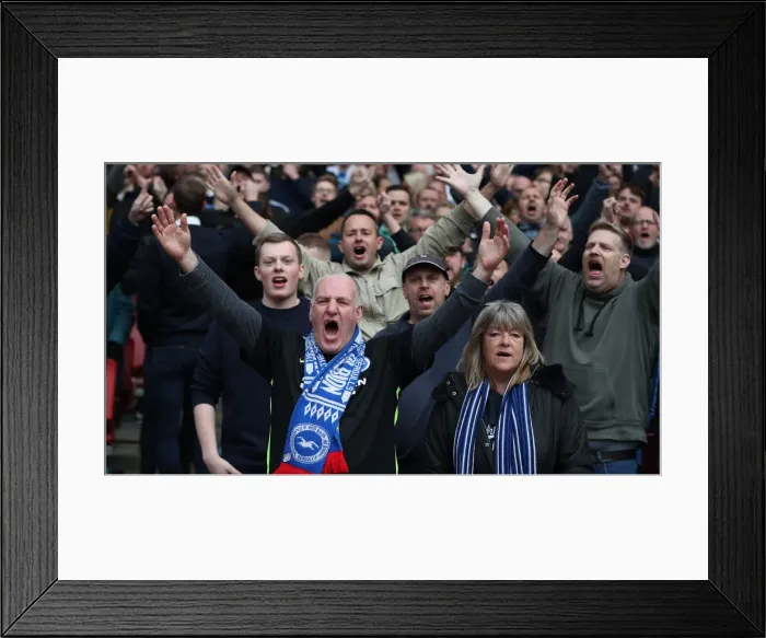 Framed Print : Intense Premier League Showdown: Arsenal vs. Brighton & Hove Albion (05MAY19)