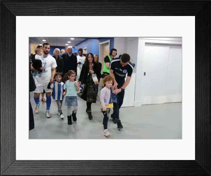 Framed Print : Brighton and Hove Albion: Premier League Survival Celebration - Players Lap of Appreciation (12 May 2019) Framed Print : Brighton and Hove Albion: Premier League Survival Celebration - Players Lap of Appreciation (12 May 2019)