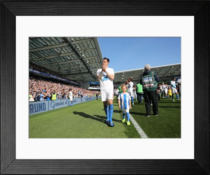 Framed Print : Brighton and Hove Albion: Premier League Survival Celebration - Players Lap of Appreciation (May 2019)