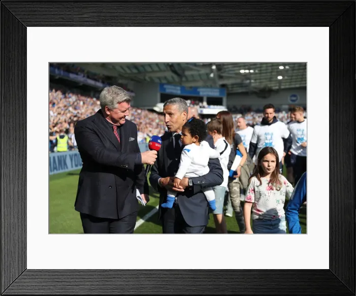 Framed Print : Brighton & Hove Albion: Premier League Survival Celebration - Players Lap of Appreciation (May 12, 2019) Framed Print : Brighton & Hove Albion: Premier League Survival Celebration - Players Lap of Appreciation (May 12, 2019)