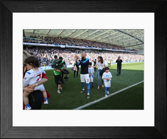 Framed Print : Brighton and Hove Albion: Premier League Survival Celebrated with Lap of Appreciation (vs Manchester City, 12 May 2019) Framed Print : Brighton and Hove Albion: Premier League Survival Celebrated with Lap of Appreciation (vs Manchester City, 12 May 2019)