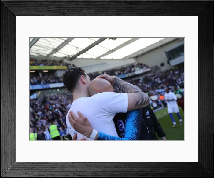 Framed Print : Brighton and Hove Albion: Premier League Survival Celebration - Players Lap of Appreciation (May 2019) Framed Print : Brighton and Hove Albion: Premier League Survival Celebration - Players Lap of Appreciation (May 2019)