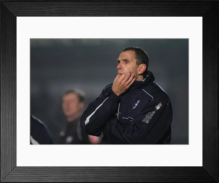 Framed Print : Brighton & Hove Albion Away at Wycombe Wanderers: 2009-10 Season Framed Print : Brighton & Hove Albion Away at Wycombe Wanderers: 2009-10 Season