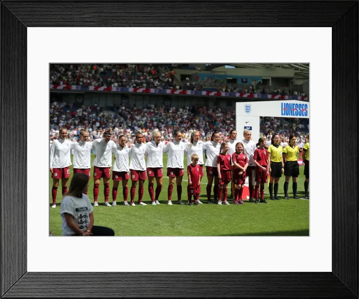 Framed Print : England Women v New Zealand Women 01JUN19 PH 0201 Framed Print : England Women v New Zealand Women 01JUN19 PH 0201