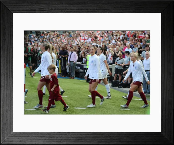 Framed Print : England Women v New Zealand Women 01JUN19 PH 0206 Framed Print : England Women v New Zealand Women 01JUN19 PH 0206