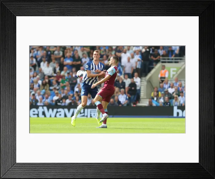 Framed Print : Brighton and Hove Albion vs. West Ham United: Premier League Showdown at American Express Community Stadium (17.08.19) Framed Print : Brighton and Hove Albion vs. West Ham United: Premier League Showdown at American Express Community Stadium (17.08.19)