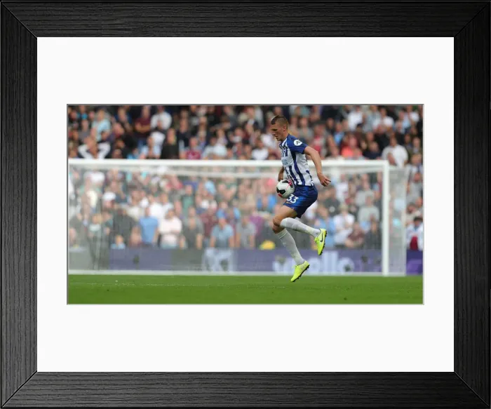 Framed Print : Brighton and Hove Albion vs. West Ham United: Premier League Battle at American Express Community Stadium (17th August 2019) Framed Print : Brighton and Hove Albion vs. West Ham United: Premier League Battle at American Express Community Stadium (17th August 2019)