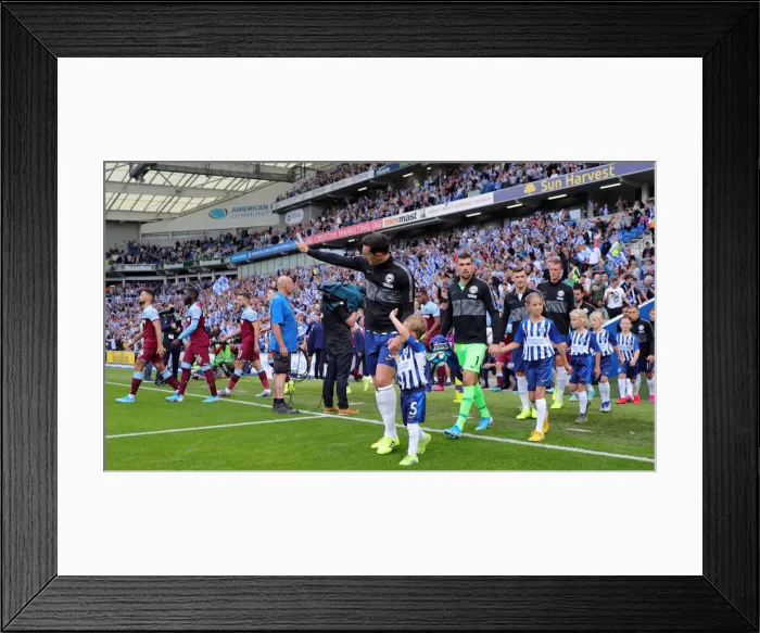 Framed Print : Premier League Showdown: Brighton & Hove Albion vs. West Ham United (17th August 2019)