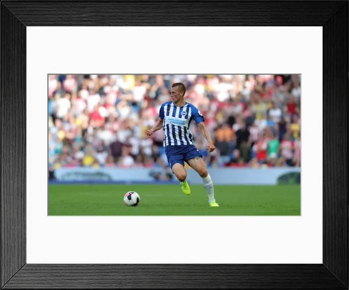 Framed Print : Brighton and Southampton Clash in the Premier League (24AUG19) Framed Print : Brighton and Southampton Clash in the Premier League (24AUG19)